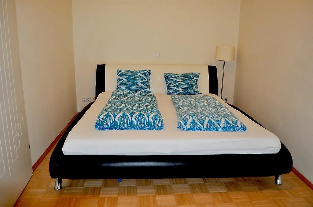 Debo Apartments Marc-Aurel-Strasse location